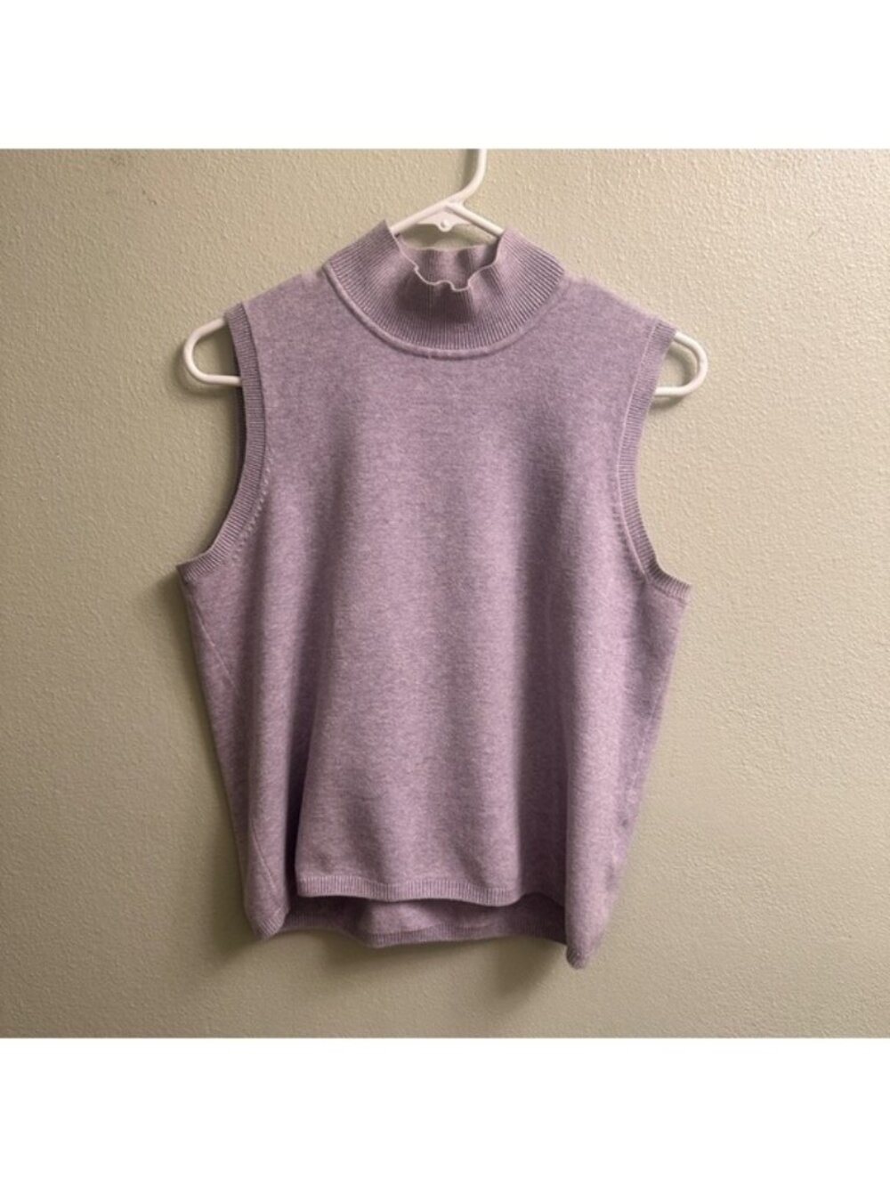 Turtleneck Sleeveless Sweater Size 10 Lavender